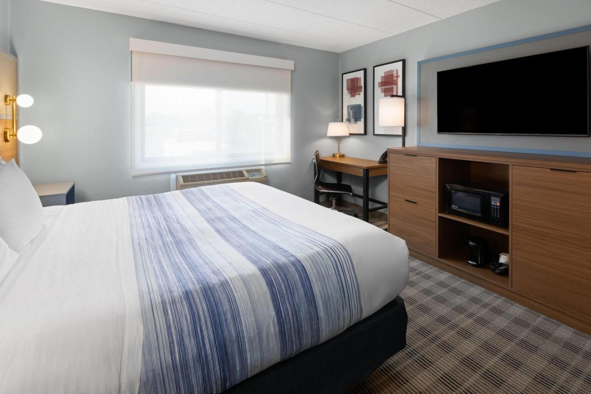 Americinn By Wyndham Chippewa Falls Exterior photo